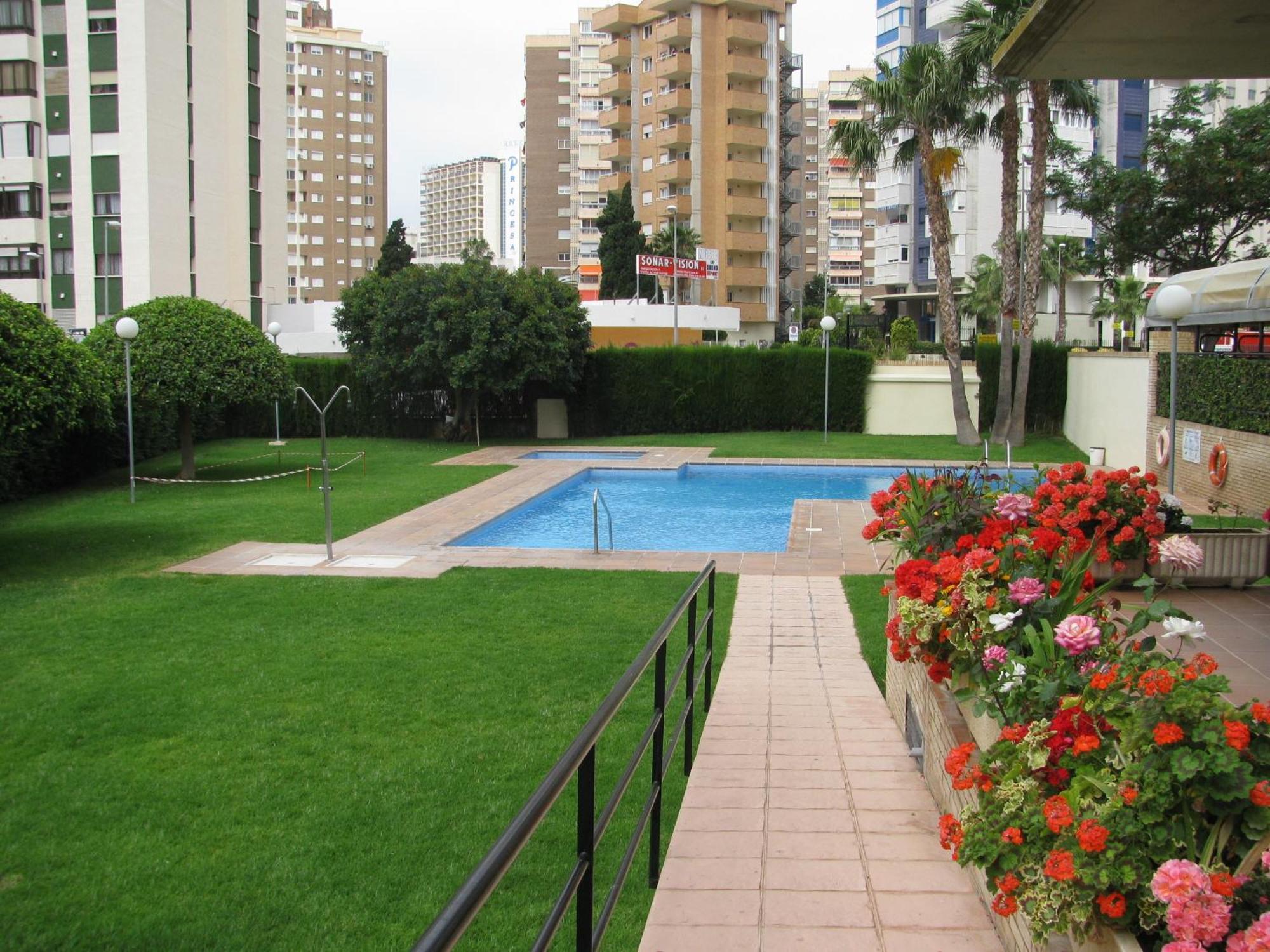 Apartamentos Torre Ipanema Benidorm Dış mekan fotoğraf