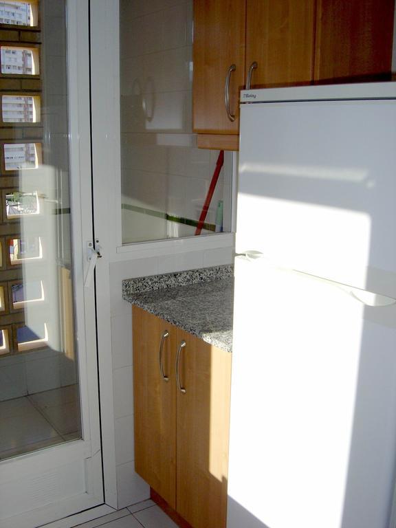 Apartamentos Torre Ipanema Benidorm Oda fotoğraf